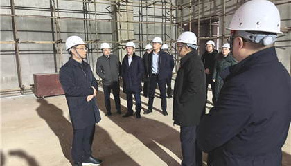 市委常委、組織部部長(zhǎng)、黨校校長(zhǎng)張鵬飛深入興學(xué)商務(wù)中心項(xiàng)目、遂星實(shí)業(yè)公司調(diào)研