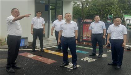 遂寧興業(yè)集團召開“問題大排查、作風大整治、工作大提升”專項行動現(xiàn)場推進會